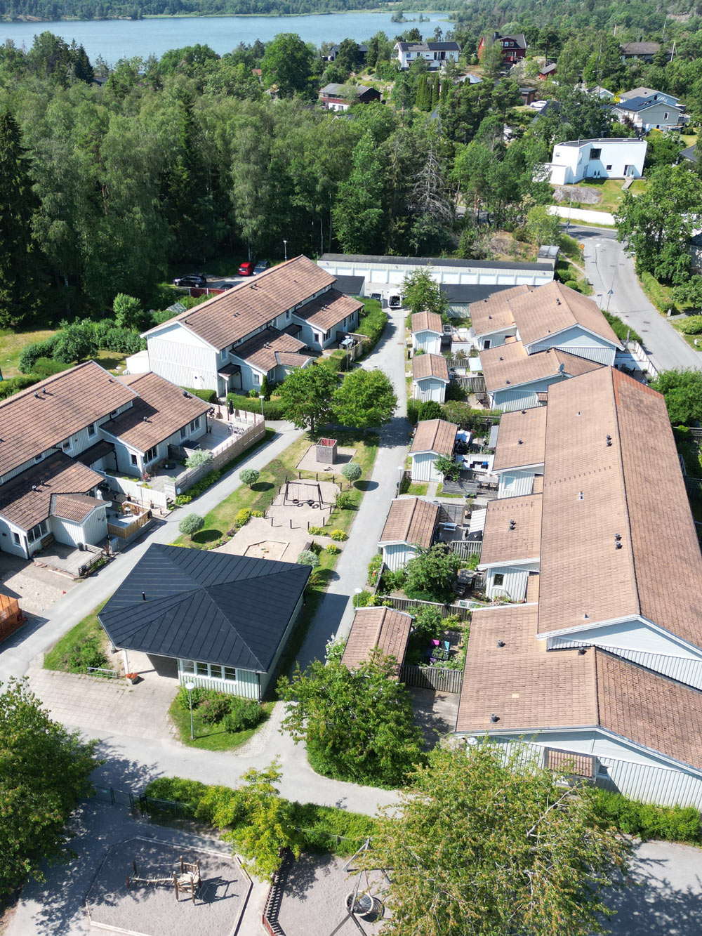 Takrenovering Takrenovering 2 000 kvm