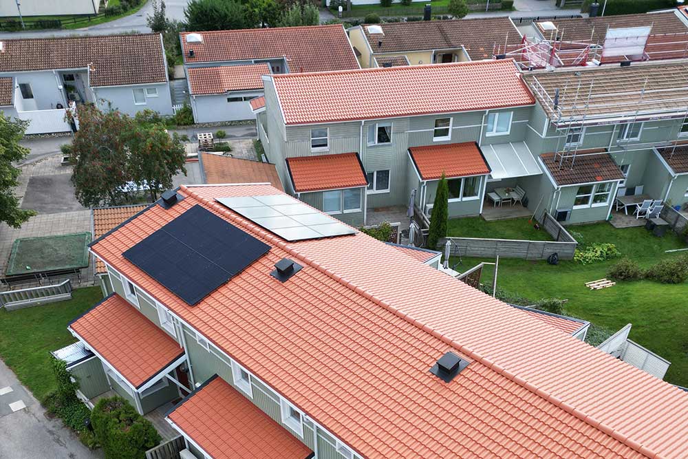 Takrenovering i Sollentuna